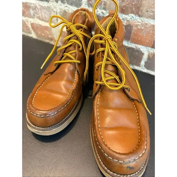 • RED WING • Cognac Brown/Tan Heritage Work Classic Moc Chukka Boot • Men’s appr